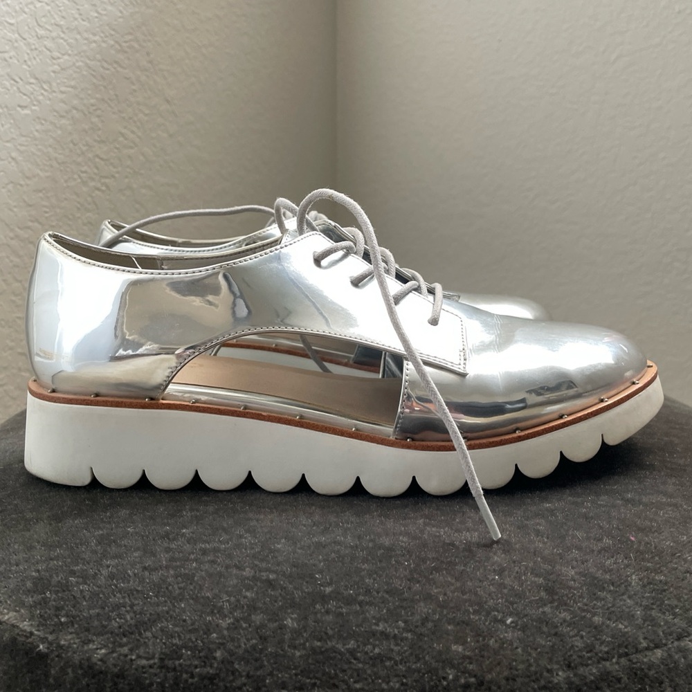 Mirror Metallic Patent Leather Platform Oxford Loafers, US 8
